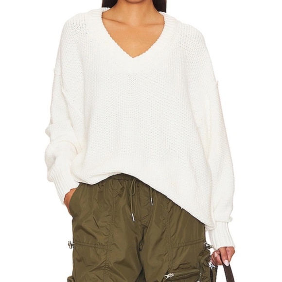 Free People Alli V Neck Sweater Optic White Women’s XL Oversized Chunky Knit - Picture 4 of 12